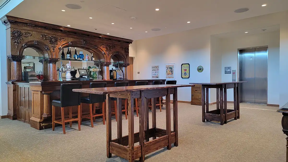 The Antique Bar